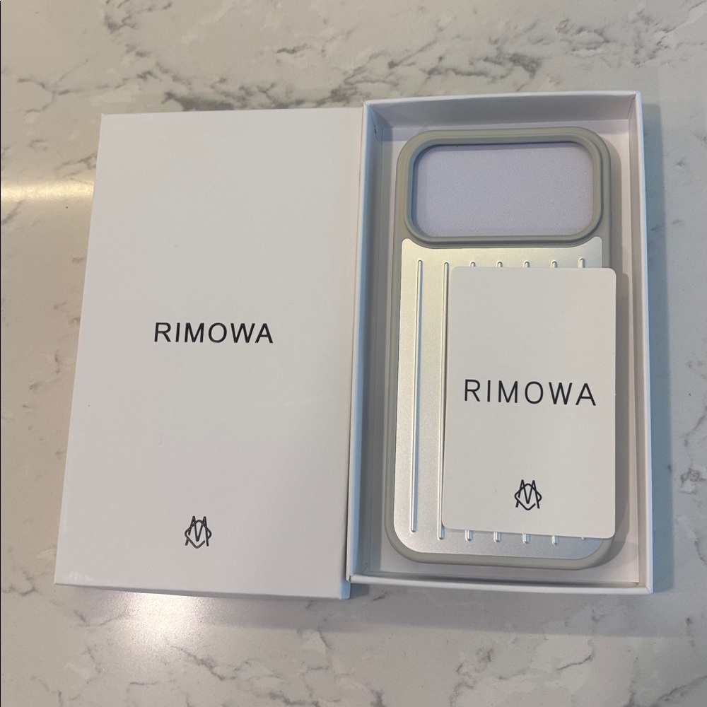 Rimowa iPhone 17 case